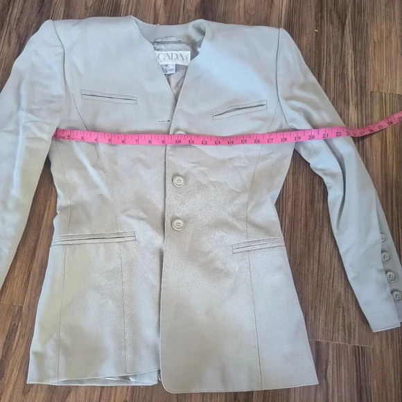 Escada Taupe Wrap Skirt Suit, EU 36 - Picture 4 of 11